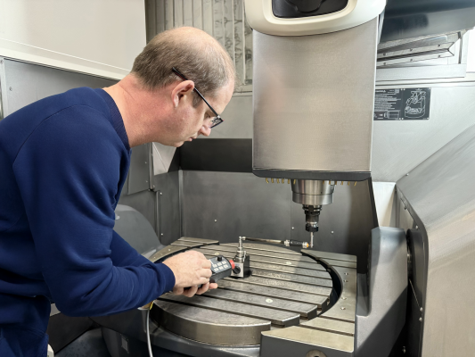 Kraffter equips itself with the Renishaw QC20 ballbar!