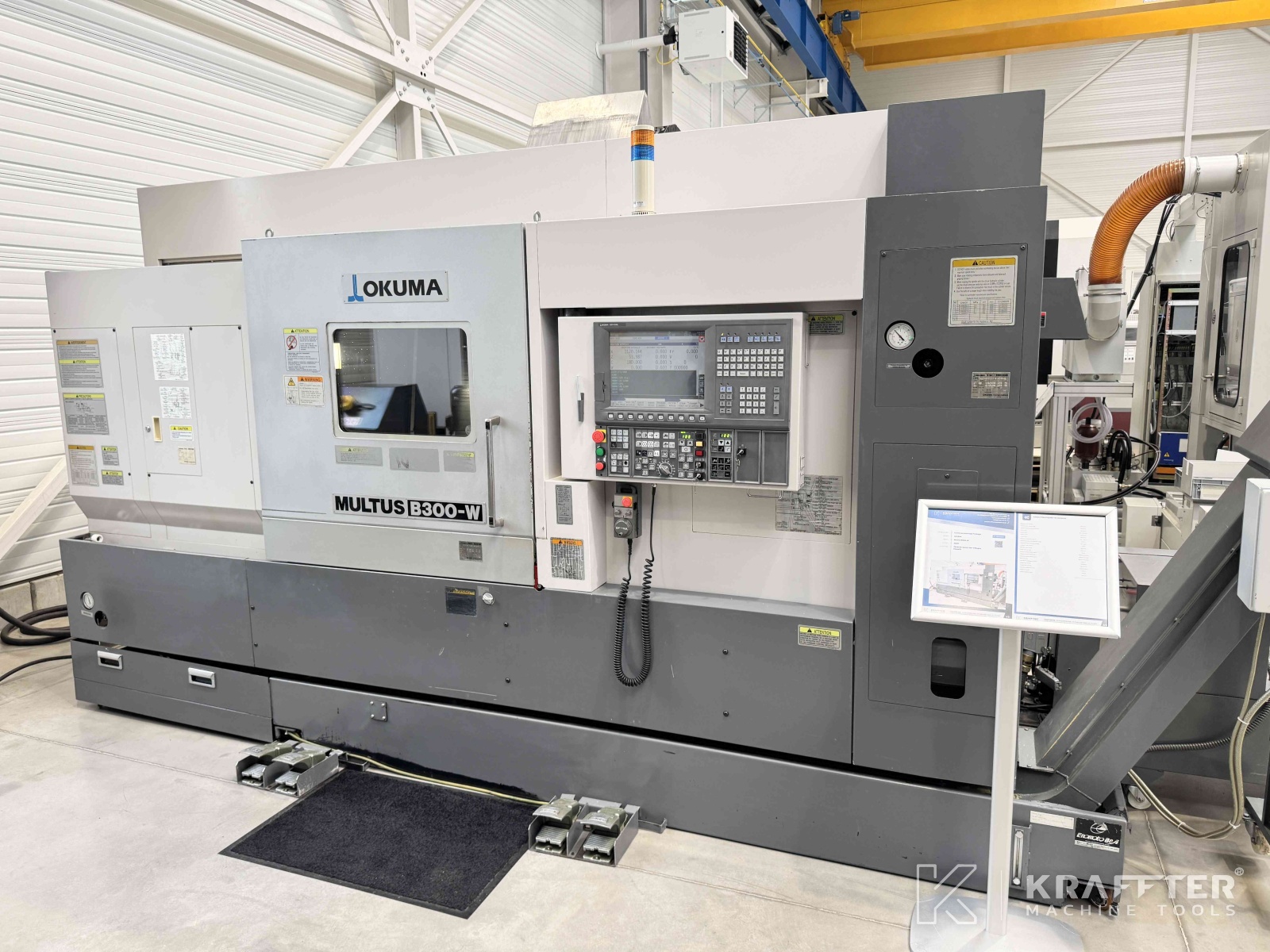 OKUMA Multus B 300-W