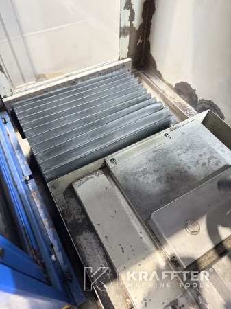 Metal CNC cylindrical grinder for precision machining JONES & SHIPMAN Ultramat-X 90084