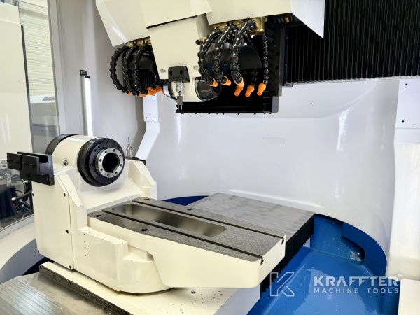 Metal CNC tool grinding machine WALTER Helitronic Power Regrinder 90159