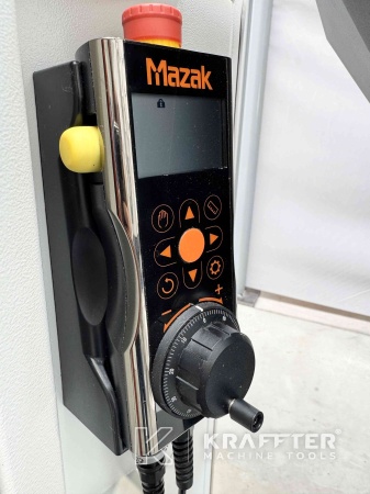 Table of CNC milling machine MAZAK Variaxis C-600 90161