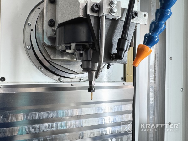 Industrial machines for milling operations CNC machining centre WILLEMIN MACODEL 508 MT 90188