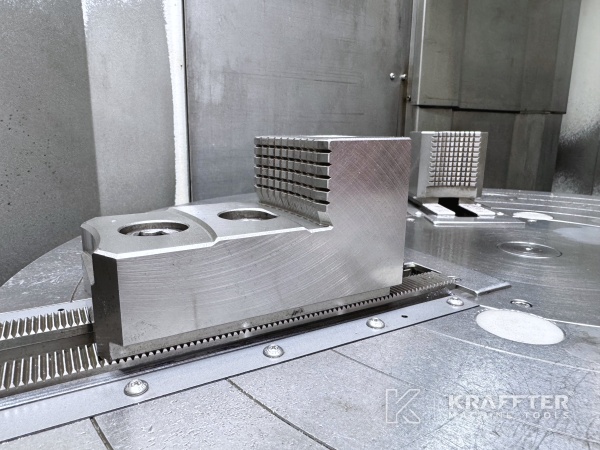 Industrial machines for turning operations CNC vertical lathe MAZAK Mega Turn 900 90171