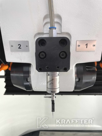 Metal CNC tool grinding machine WALTER Helitronic Basic 90085