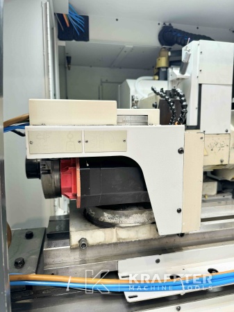 Precision Manufacturing CNC cylindrical grinder JONES & SHIPMAN Ultramat 650 Easy-B 90120