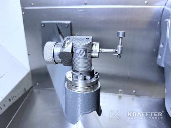 Precision Manufacturing CNC machining centre HAAS UMC 750 SS 90145