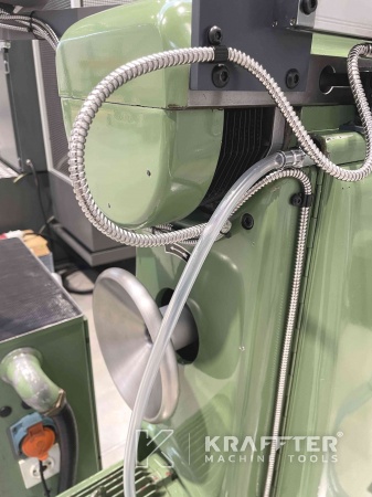 Buying and selling used Manual milling machine DECKEL FP2 20690-046 Europe, United Kingdom, worldwide