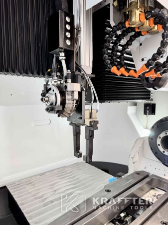 Numerical CNC tool grinding machine WALTER Helitronic Power Production 90148 at KRAFFTER your dealer of used machinery