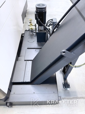 Chip conveyor MAZAK VTC 800/30SR 90187 - Kraffter machine tools