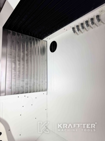 Metal CNC machining centre for precision machining MAZAK Variaxis C-600 90161