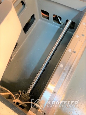 International buying and reselling CNC tool grinding machine WALTER Helitronic Power 20689-969