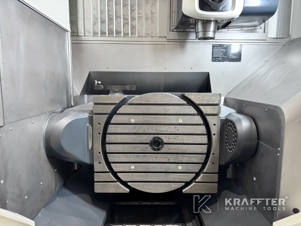 International buying and reselling CNC machining centre DMG MORI DMU 65 monoBLOCK 90170