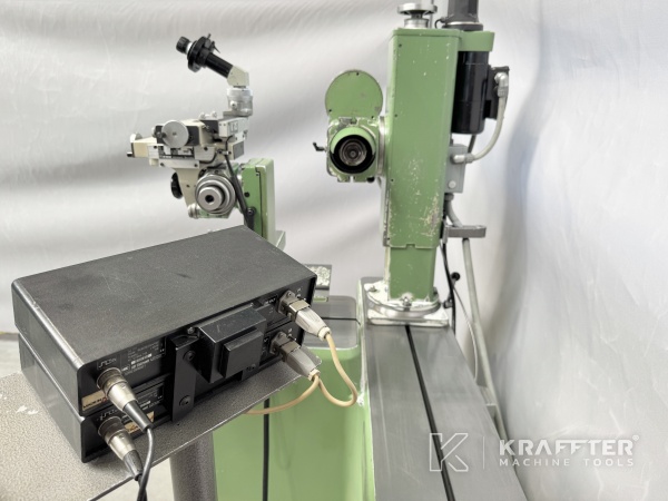 Worldwide purchase and resale of Tool grinding machine DECKEL S11 90155