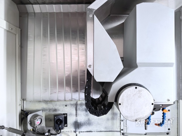 International buying and reselling CNC machining centre CHIRON FZ 08K S Magnum High Speed Plus 90153