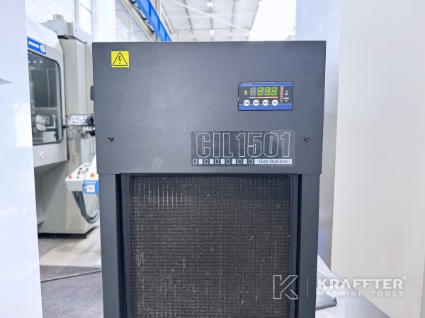 Worldwide purchase and resale of CNC machining centre MAZAK VTC 800/30SR 90187