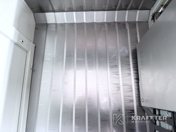 Buying and selling used CNC machining centre CHIRON FZ 08K S Magnum High Speed Plus 90153 Europe, United Kingdom, worldwide