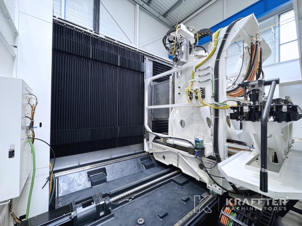 International buying and reselling CNC machining centre MAZAK VTC 800/30SR 90187