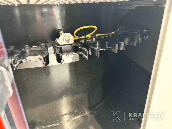 Sale of CNC machining centre HERMLE C40 U dynamic 90093 - Dealer of used machinery