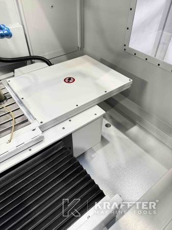 International buying and reselling CNC jig grinding machine HAUSER S35-400 90095