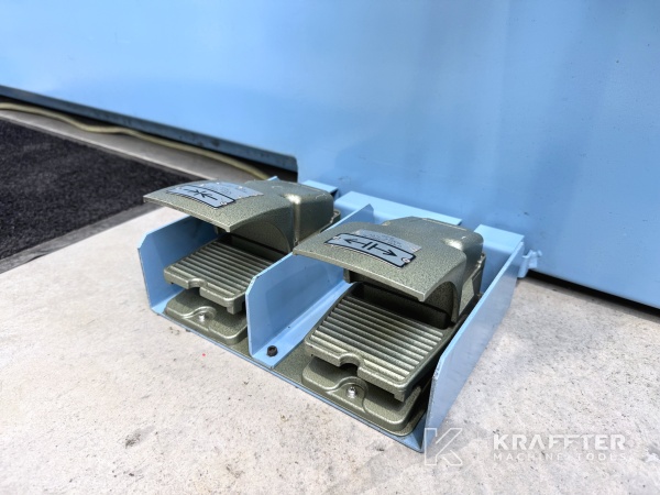 Buying and selling used Turn-mill center OKUMA Multus B400 90175 Europe, United Kingdom, worldwide