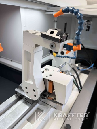 Used machine tools for the machining industry CNC cylindrical grinder STUDER S33 90137