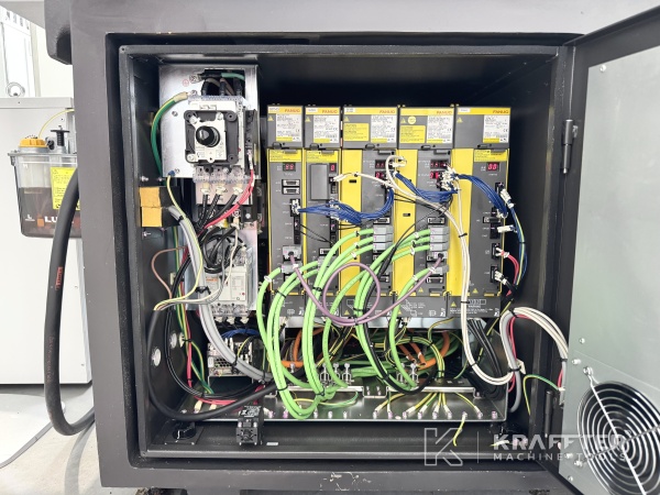 Industrial electrical cabinet on TSUGAMI B0206E-II 90181