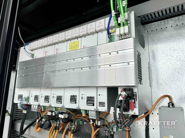 Industrial electrical cabinet on EUMACH UMC1000 90122