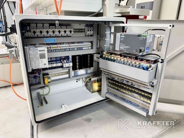 Industrial electrical cabinet on STUDER S20 Favorit 90156