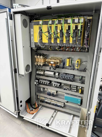 Electrical cabinet for industrial machines BENZINGER TNI B6 90116