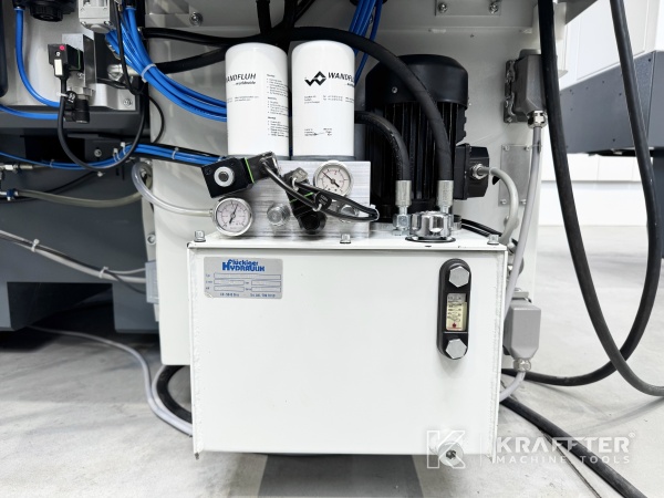 Numerical CNC cylindrical grinder STUDER S33 90177 at KRAFFTER your dealer of used machinery