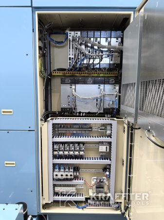 Industrial electrical cabinet on OKUMA Multus B400 90175