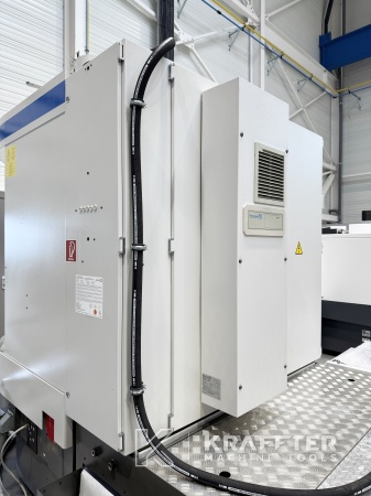 Numerically Controlled CNC tool grinding machine WALTER Helitronic Power Diamond 90157