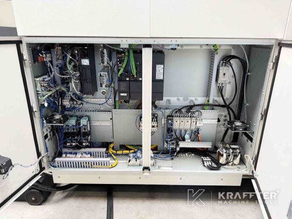 Industrial electrical cabinet on MAZAK Variaxis C-600 90161