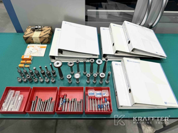 Accessories, equipment and user manual of HAUSER S35-400 90095