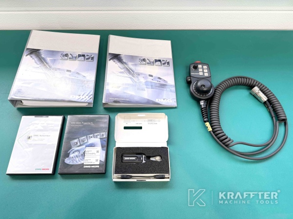 Accessories, equipment and user manual of DMG MORI DMU 75 monoBLOCK 90094