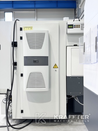 Metal CNC cylindrical grinder STUDER S33  axes 90177 - dealer of used machinery