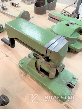 International buying and reselling Tool grinding machine DECKEL S11 20689-977