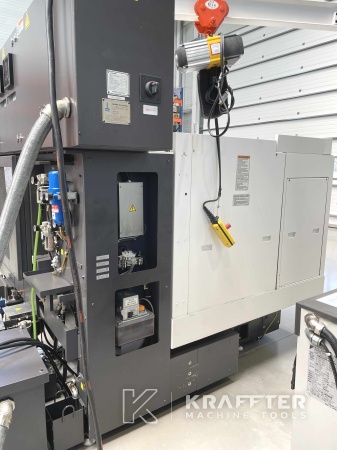 International buying and reselling CNC cylindrical grinder OKUMA GP-26T II 20690-023
