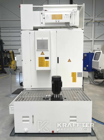 Industrial machines for sharpening operations CNC tool grinding machine WALTER Helitronic Basic 90085