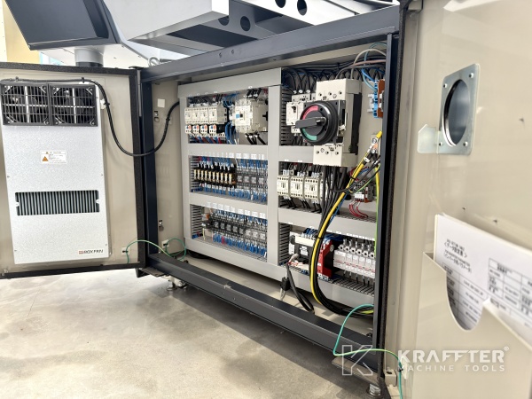 Industrial electrical cabinet on OKAMOTO ACC42 SA-iQ 90152