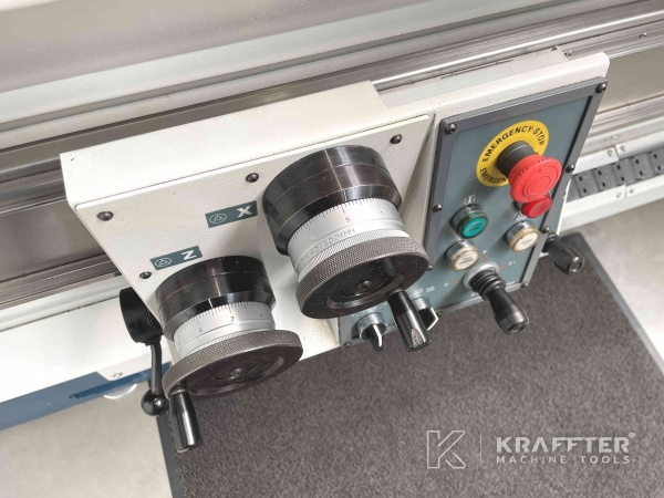 Name plate of ROMI M 510 CNC teach-in lathe available at Kraffter 90065