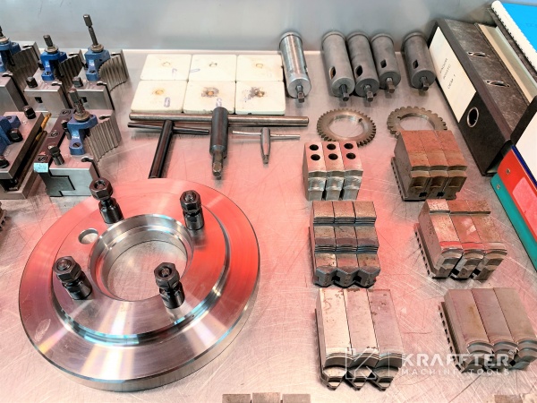 Equipment for CNC teach-in lathe DMT KERN Status 20689-933 - Used machinery