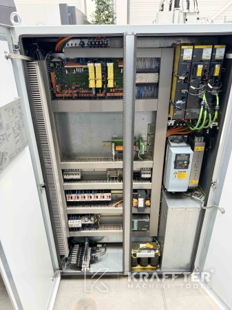 Industrial electrical cabinet on KELLENBERGER Kel-Vista UR 175/1000 90100
