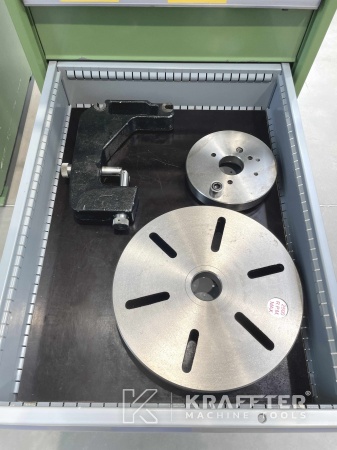 Sale of Manual lathe COLCHESTER MASTER VS 3250 20690-022 - Dealer of used machinery
