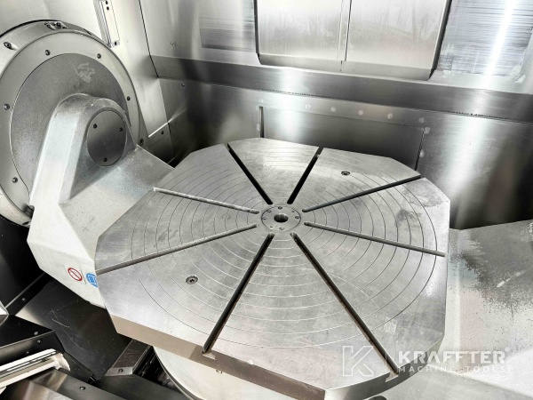 International buying and reselling CNC machining centre HERMLE C40 U dynamic 90093