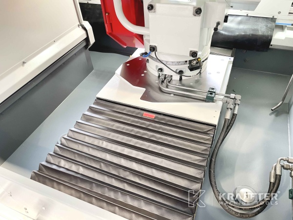 International buying and reselling CNC cylindrical grinder STUDER Favorit CNC 20690-016