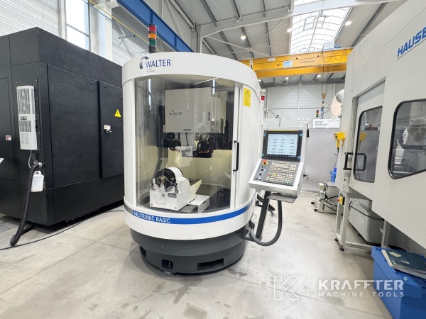 CNC tool grinding machine - WALTER Helitronic Basic - 90135