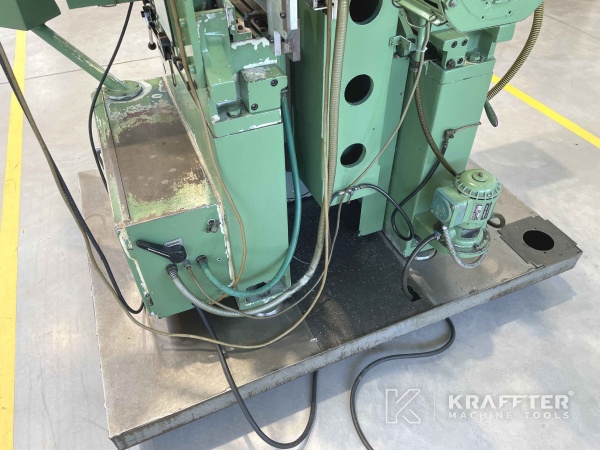 Machine Tools for sale 3 axis ERNAULT SOMUA Z 1 C 20690-010 , Used machinery at Kraffter