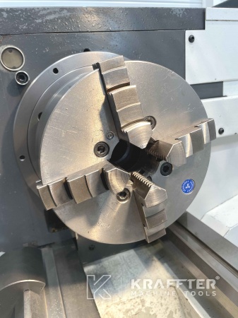 Metal lathe for precision machining COLCHESTER Master VS 3250 (MO6) 