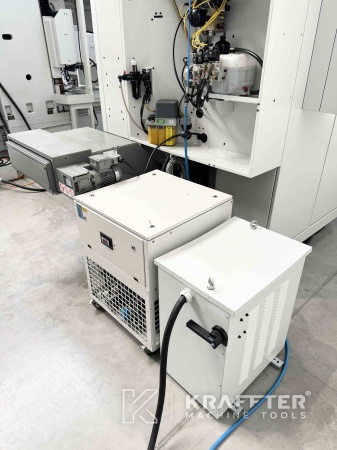 Metal CNC machining centre HERMLE C30U dynamic axes 90086 - dealer of used machinery